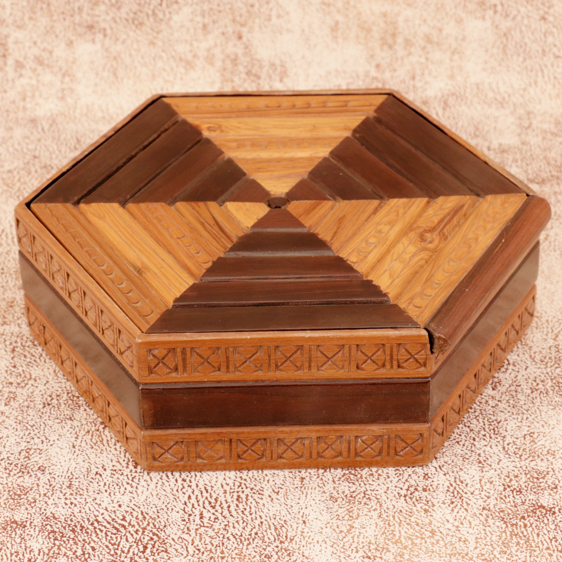 Roomy Fan Box Dry Fruit Box