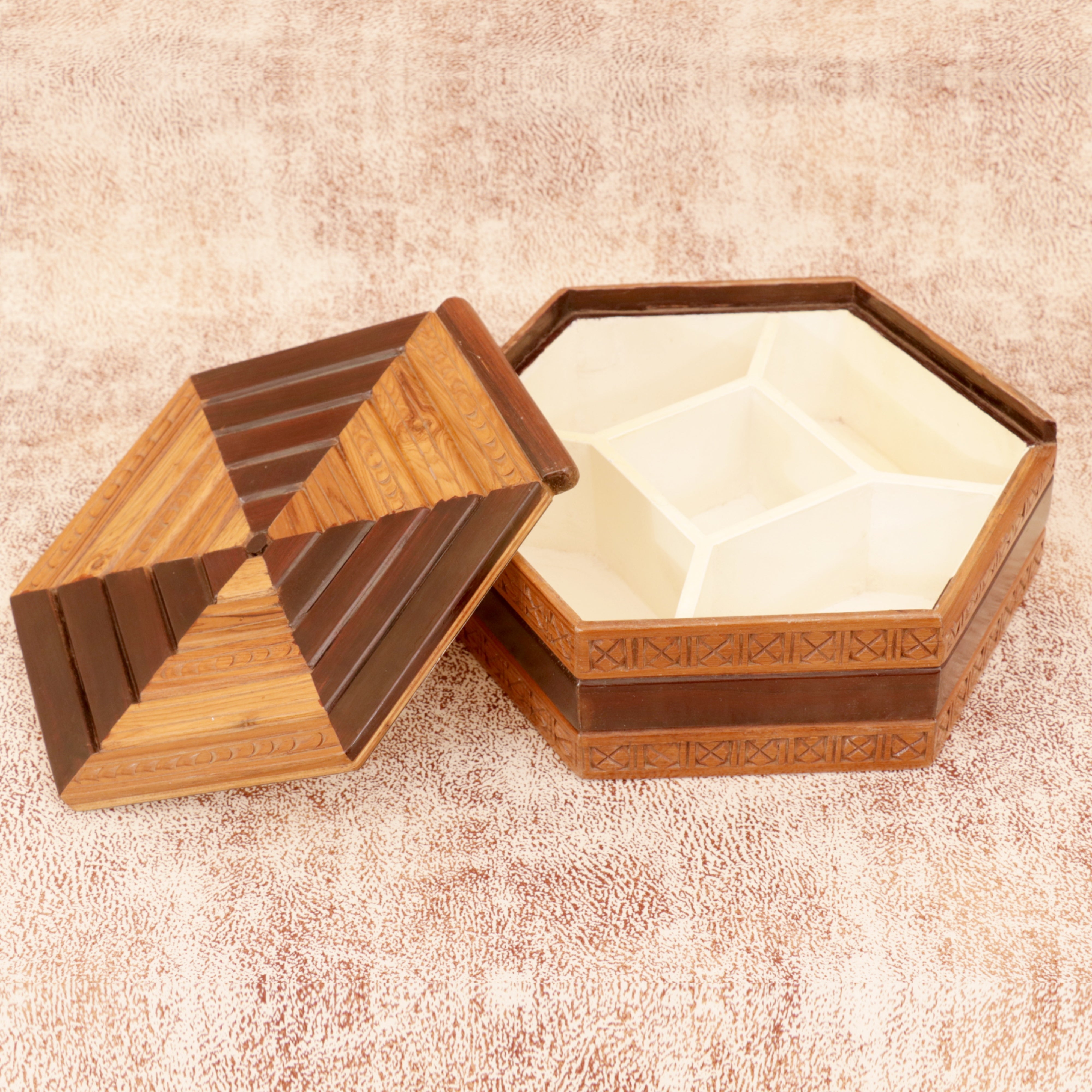 Roomy Fan Box Dry Fruit Box