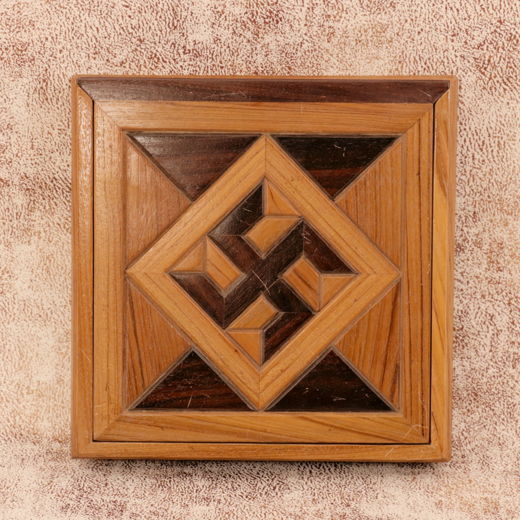 Swastika Pattern Box Wooden Box