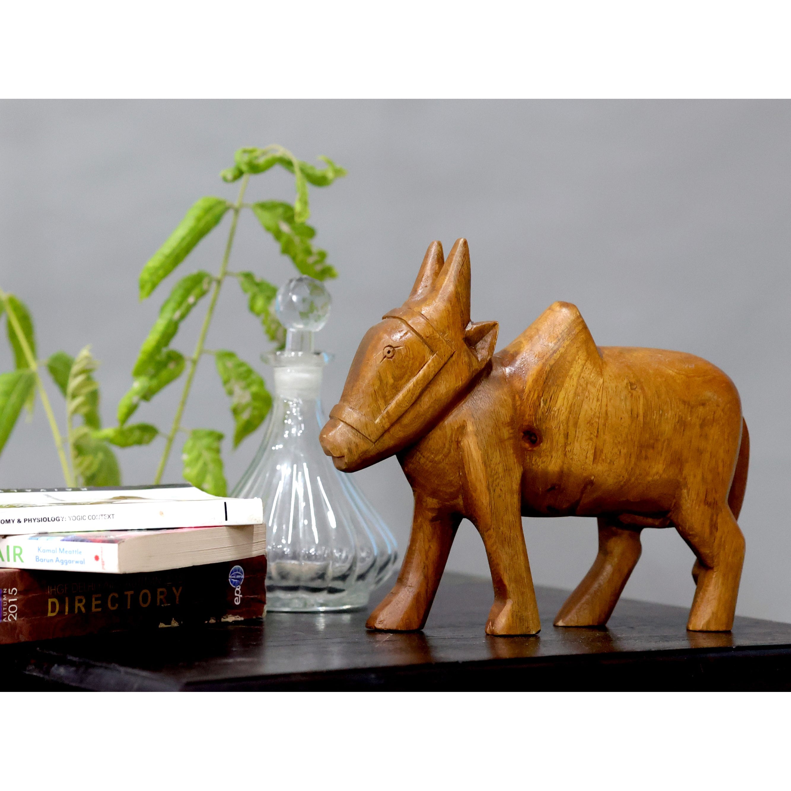Wooden Detailed Cow Showpiece Animal Figurine