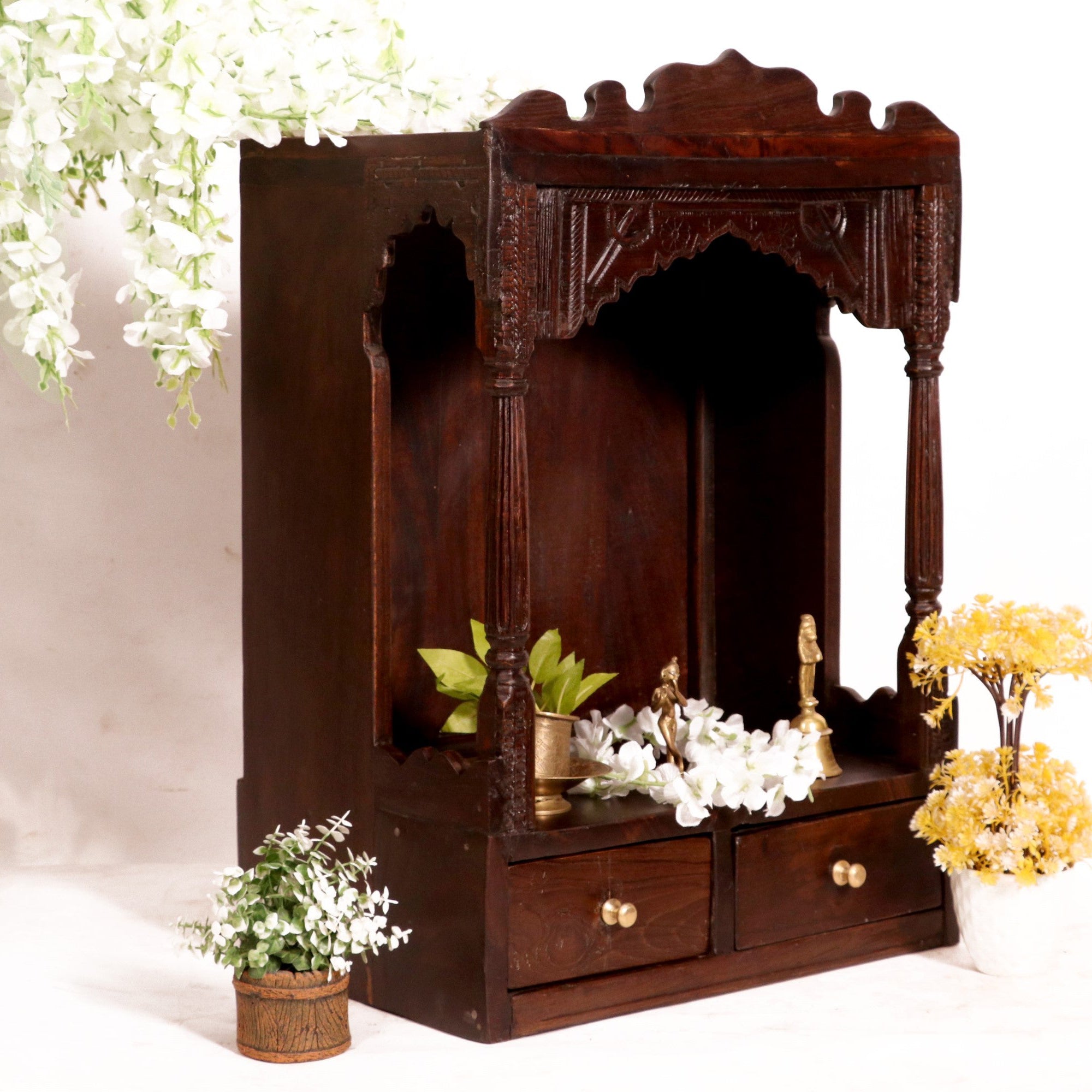 Wooden Antique Style Temple Temple