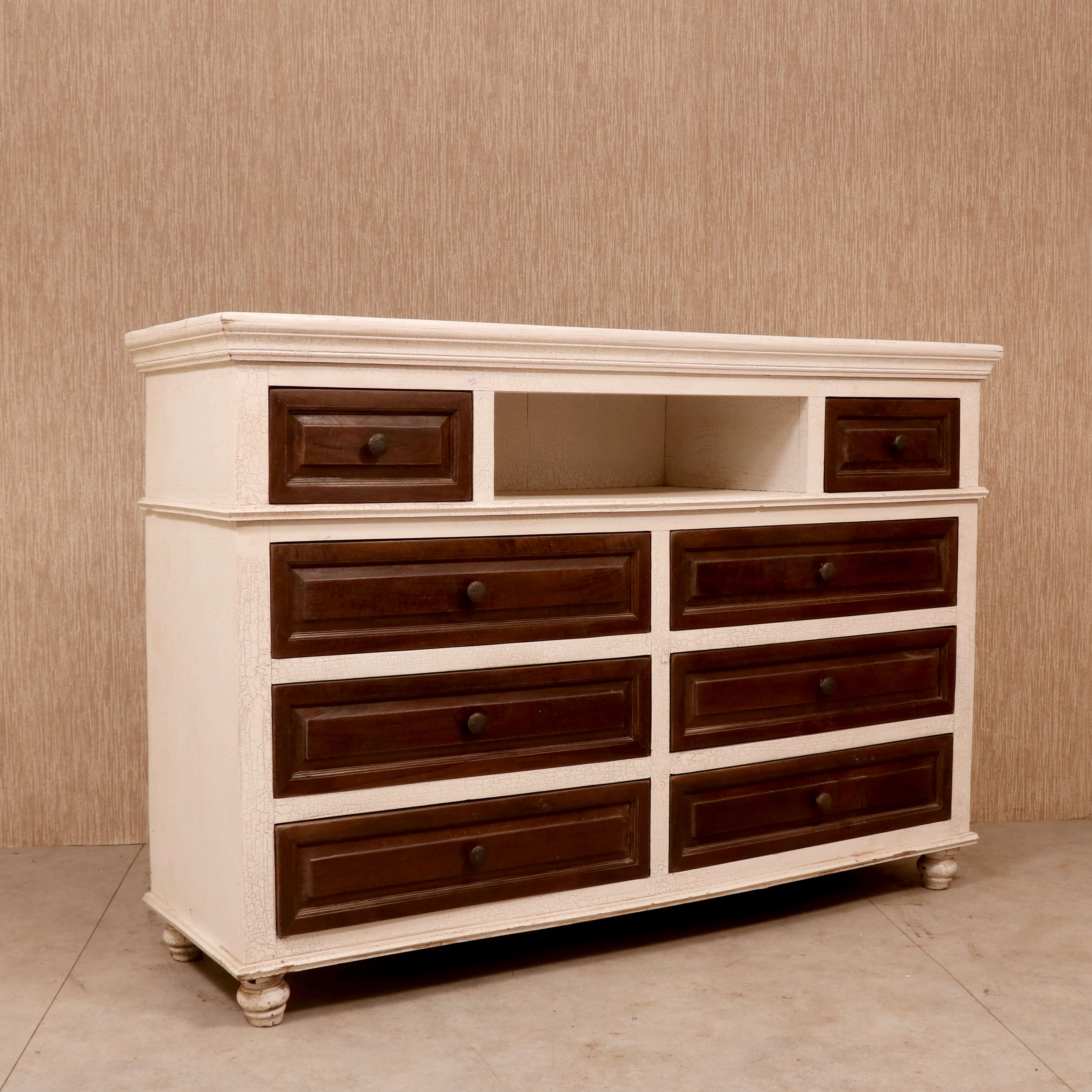 Wide 2+6 Wooden Chest Drawer's Chest