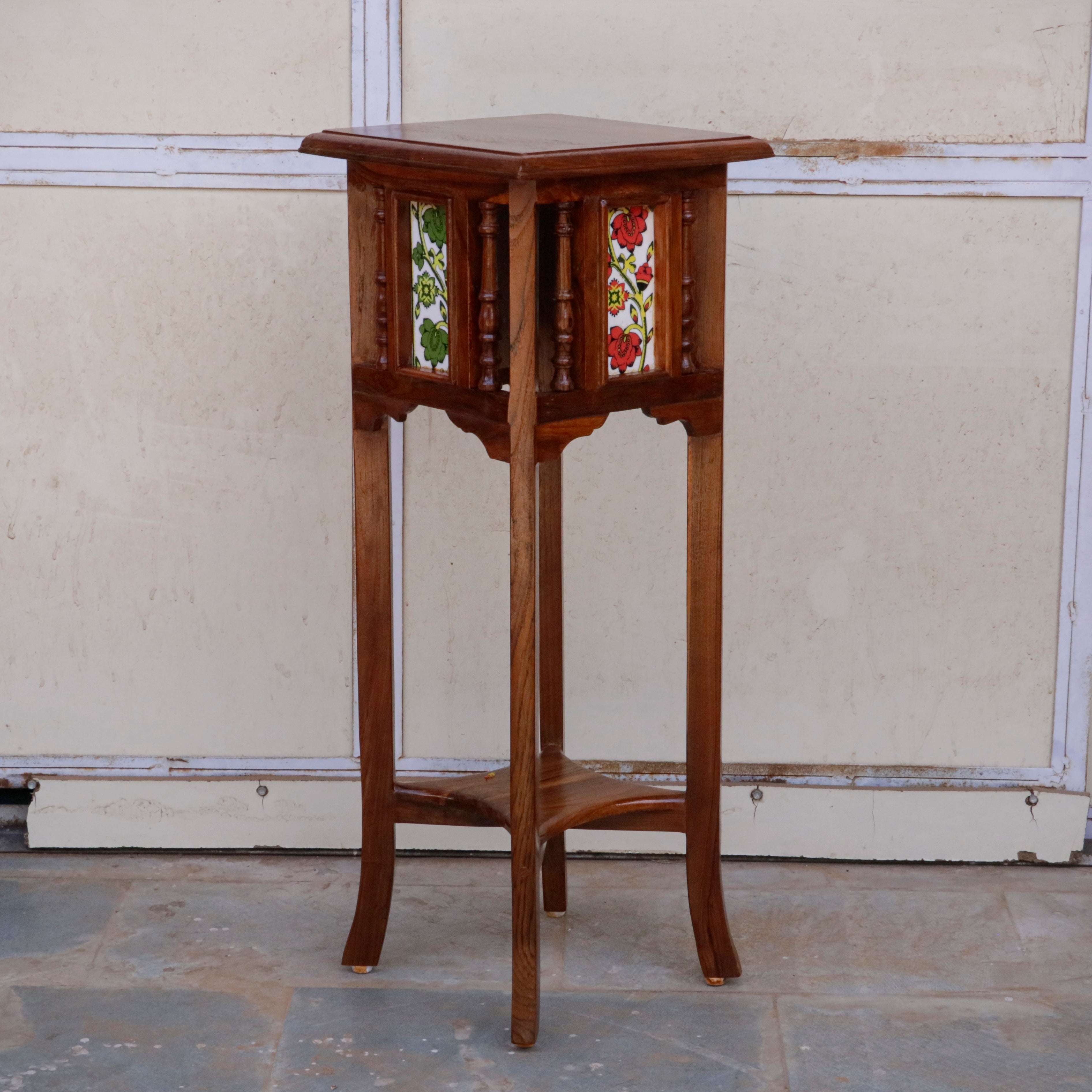 Classic Tiled End Table (11 x 11 x 30 Inch) End Table