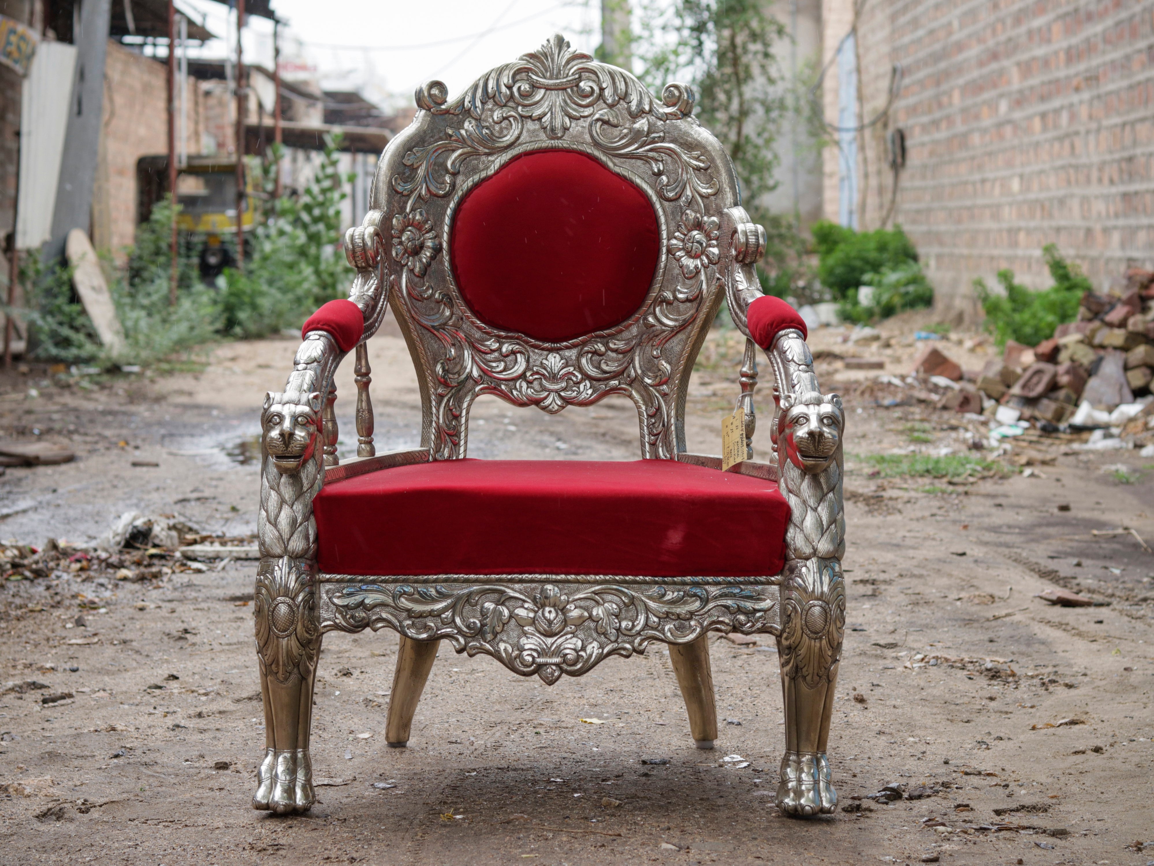 White Metal Fitted Royal Sofa Set Sofa