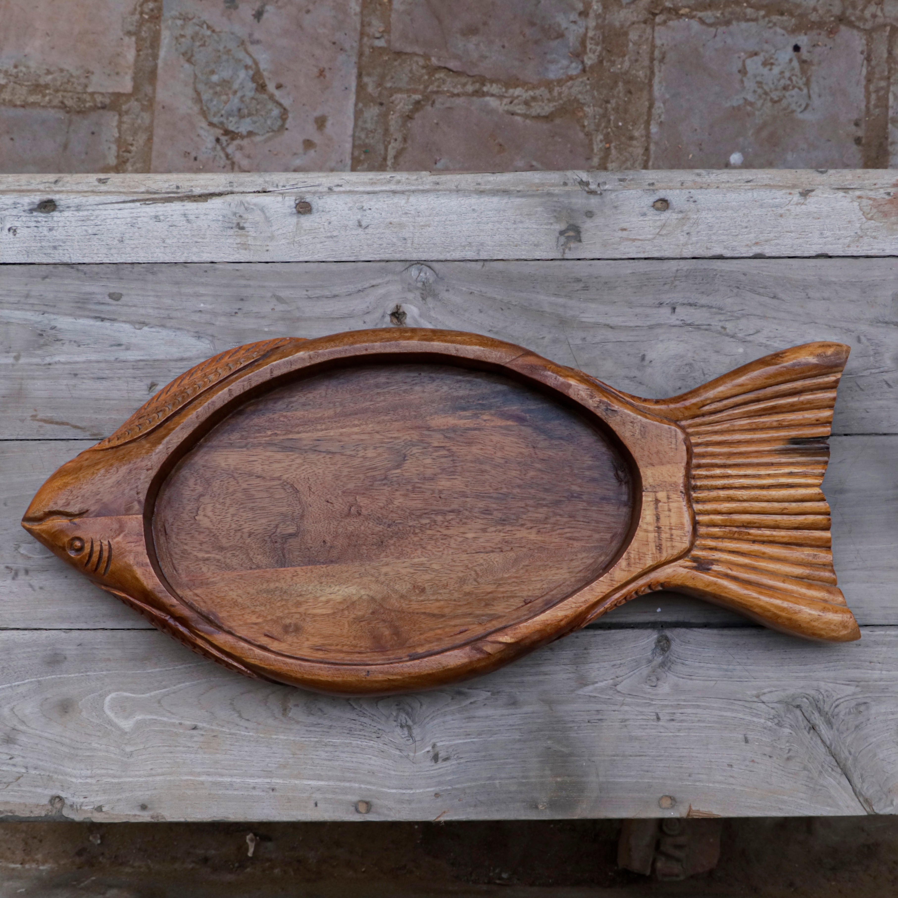 Unique Natural Brown Finished Fish Style Wooden Handmade Tray Tray