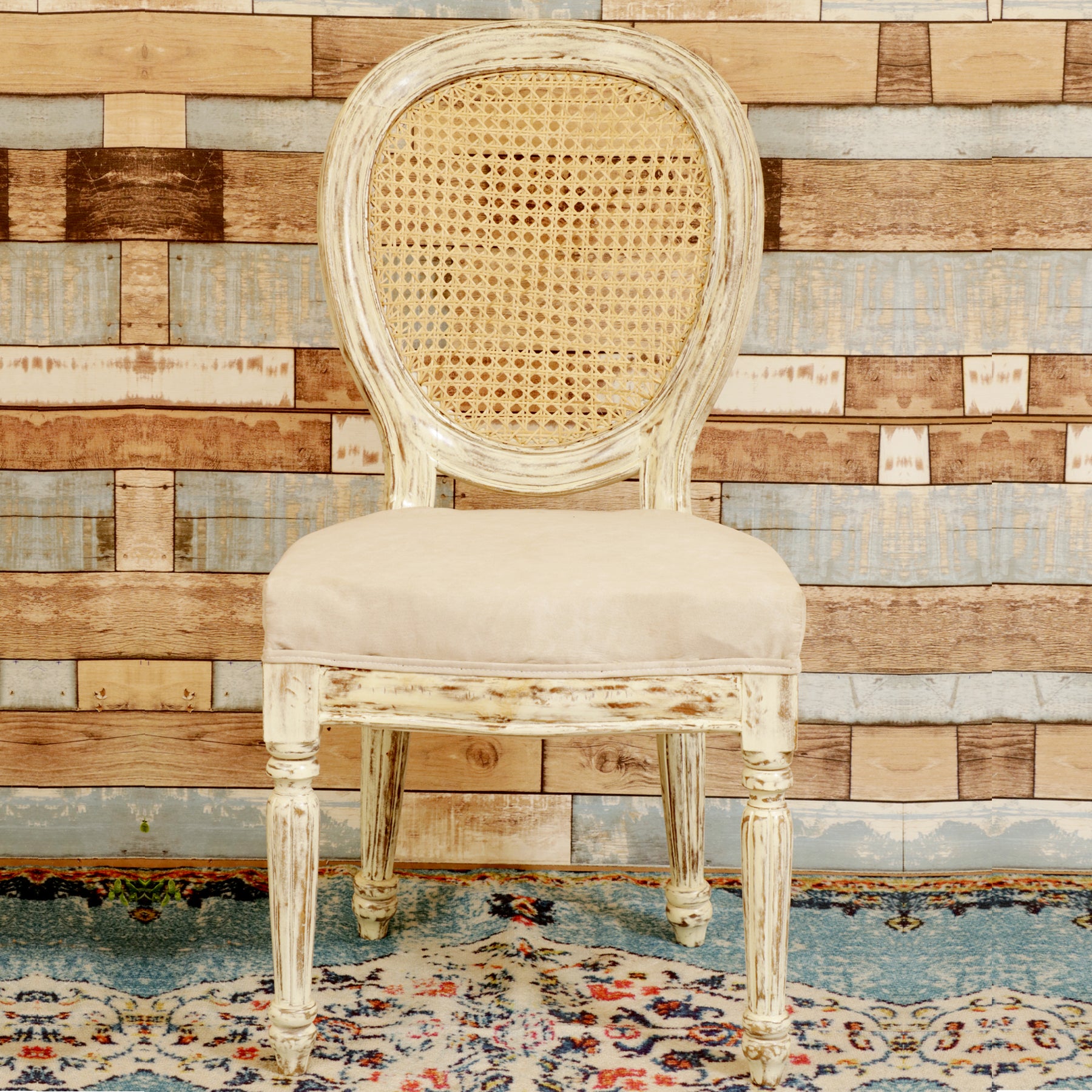 (Set of 2) Distressed White Comfort Chair Dining Chair