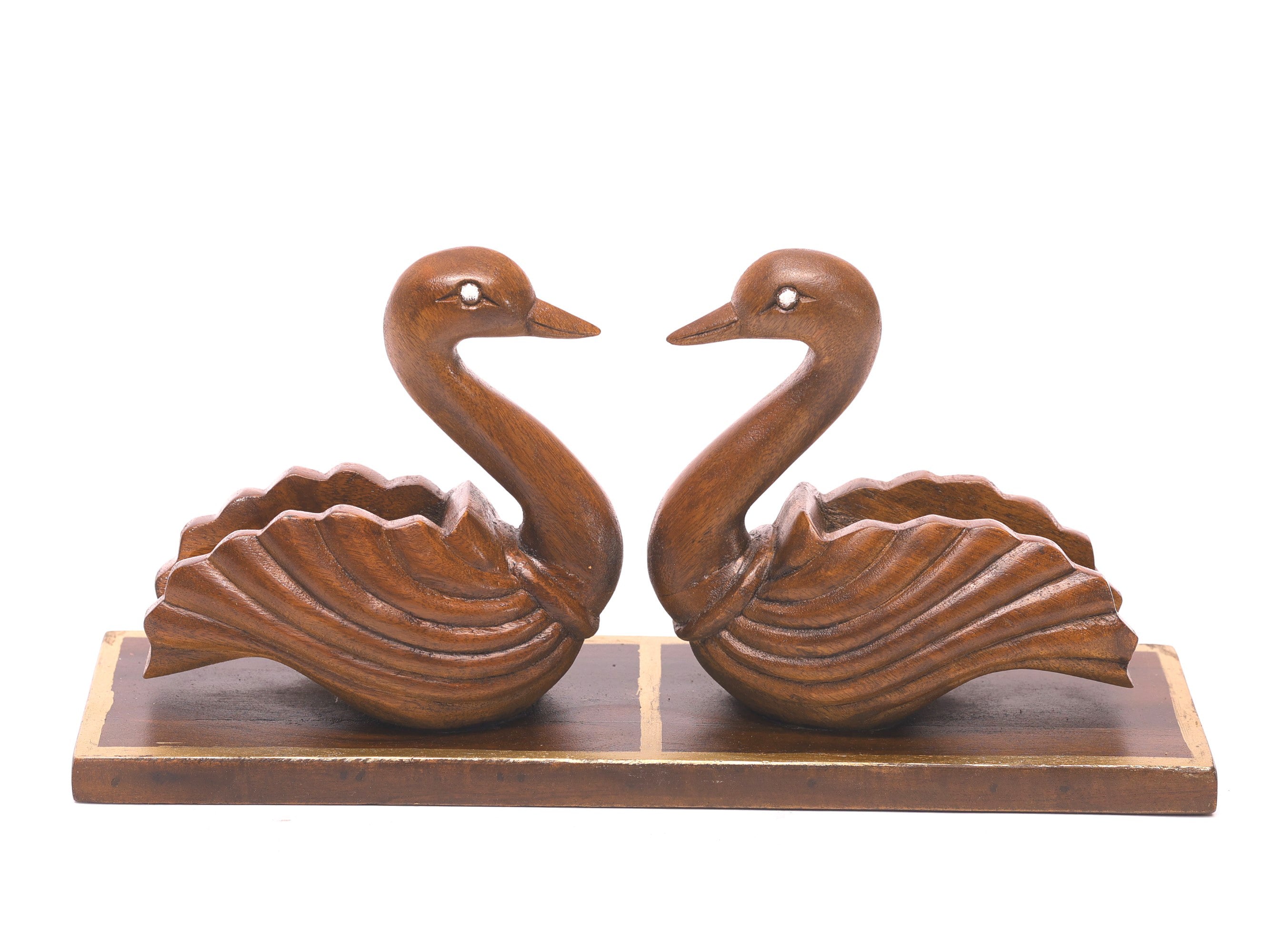 A Pair of Wooden Swans Showpiece Animal Figurine