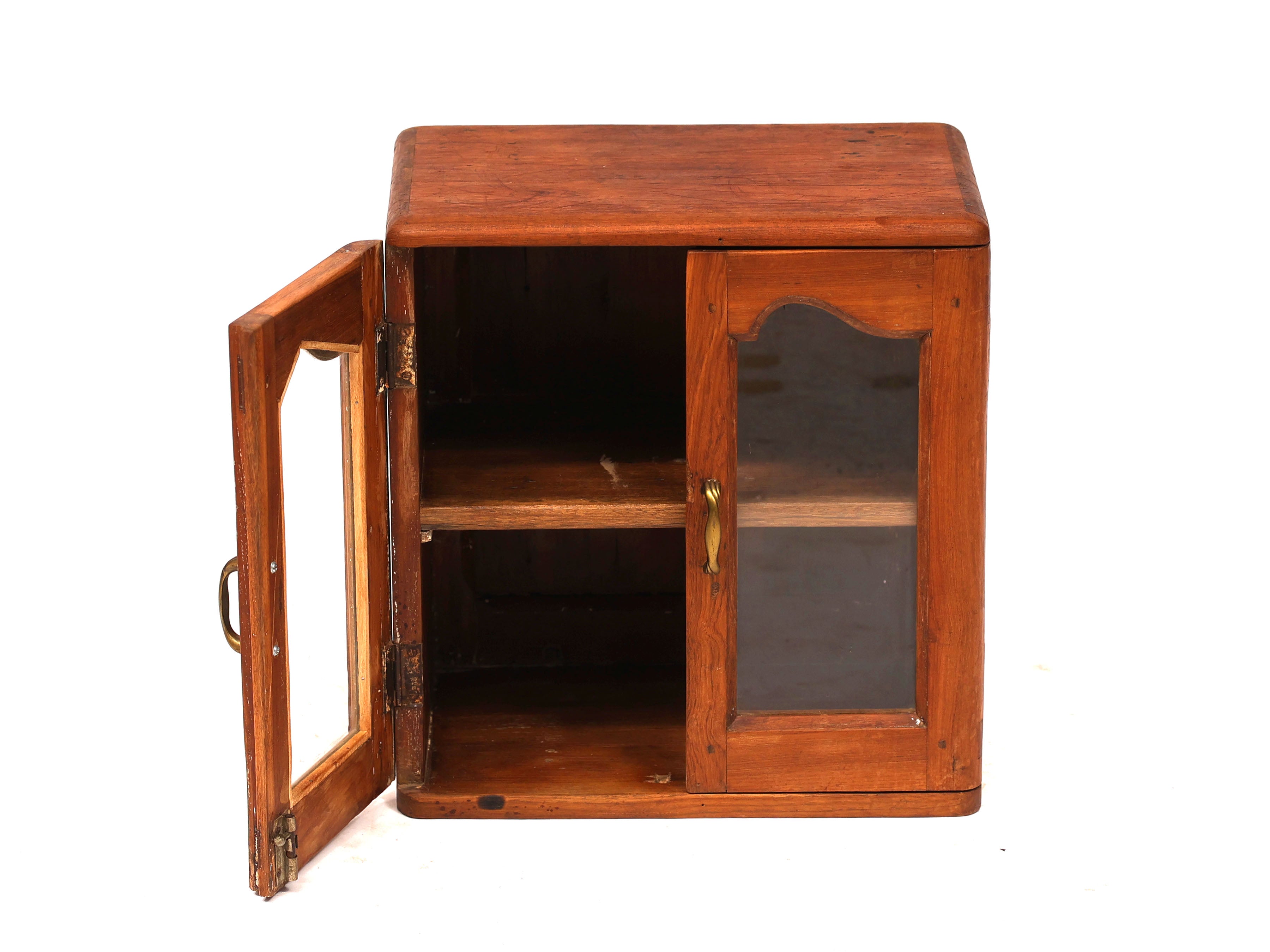 Diamond Carved Side Teak Single Shelf Cabinet Temple