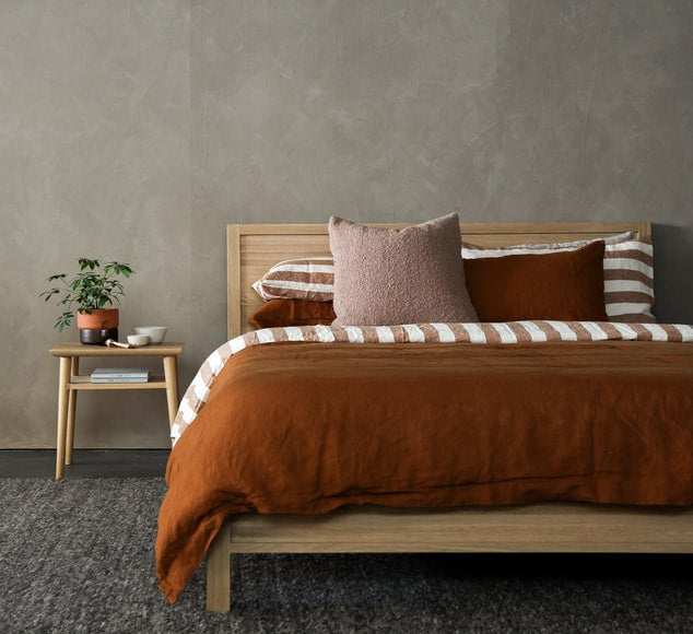 Divan Beds Vs Bed Frames: How to choose