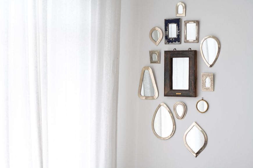 8 Tips to Decorate Your Interiors with Mirrors