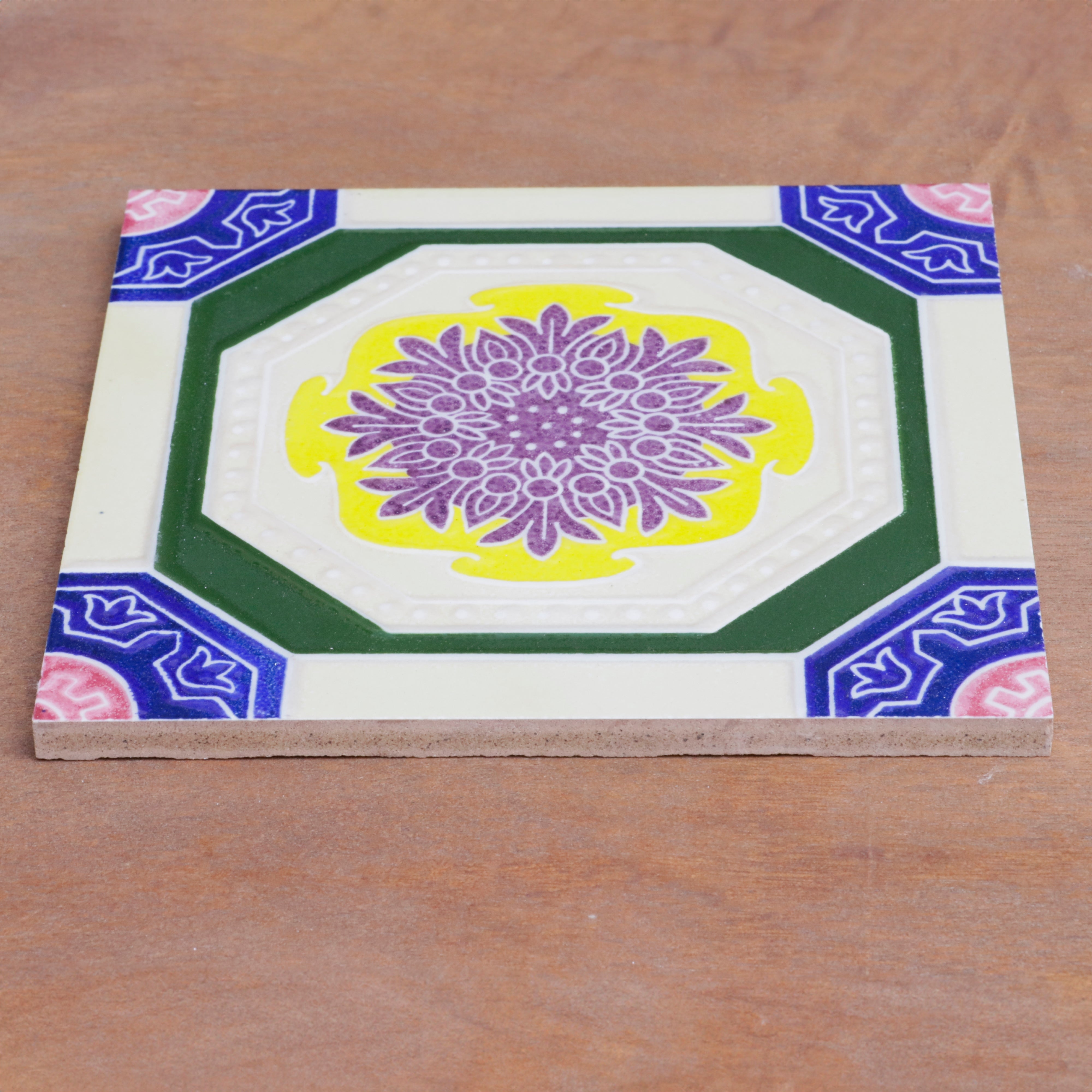 Vintage Aesthetic Flower Designed Ceramic Square Tile Ceramic Tile
