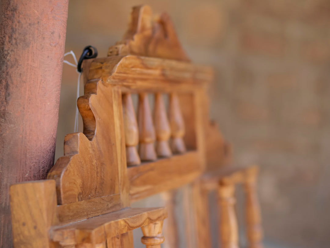 Simple Carved Mirror Mirror