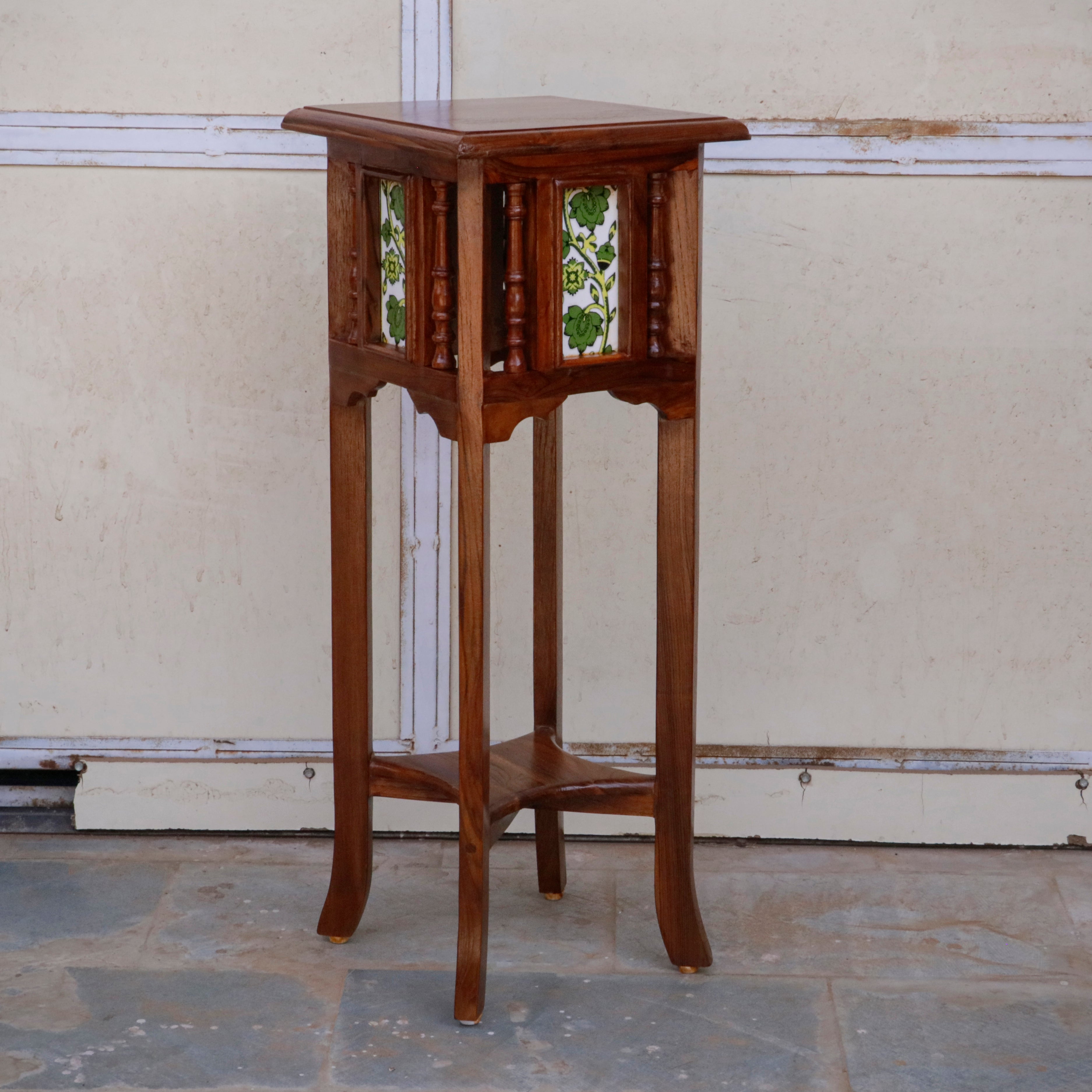 Classic Tiled End Table (11 x 11 x 30 Inch) End Table