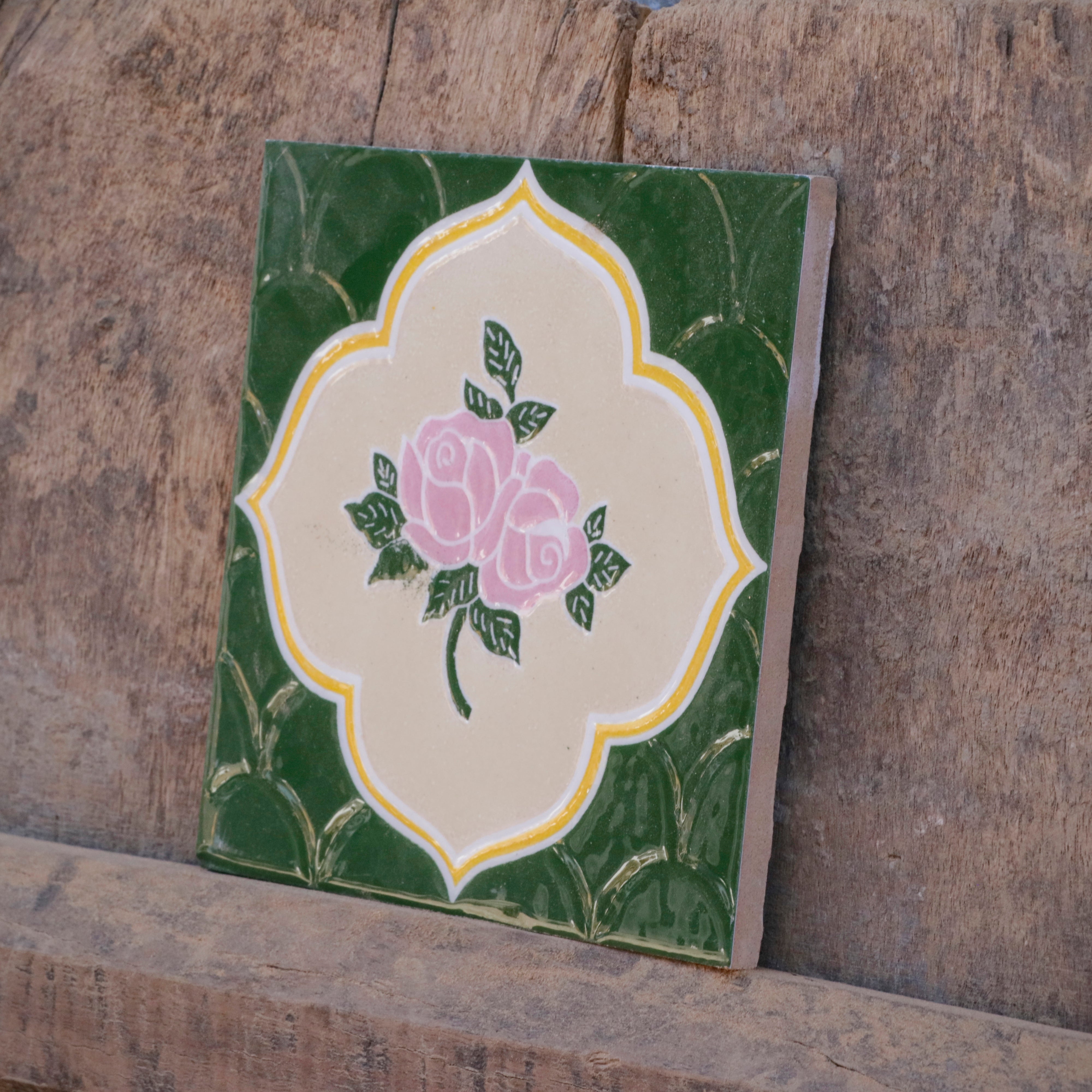 Southern Simple Flowere Designed Ceramic Square Tile Ceramic Tile