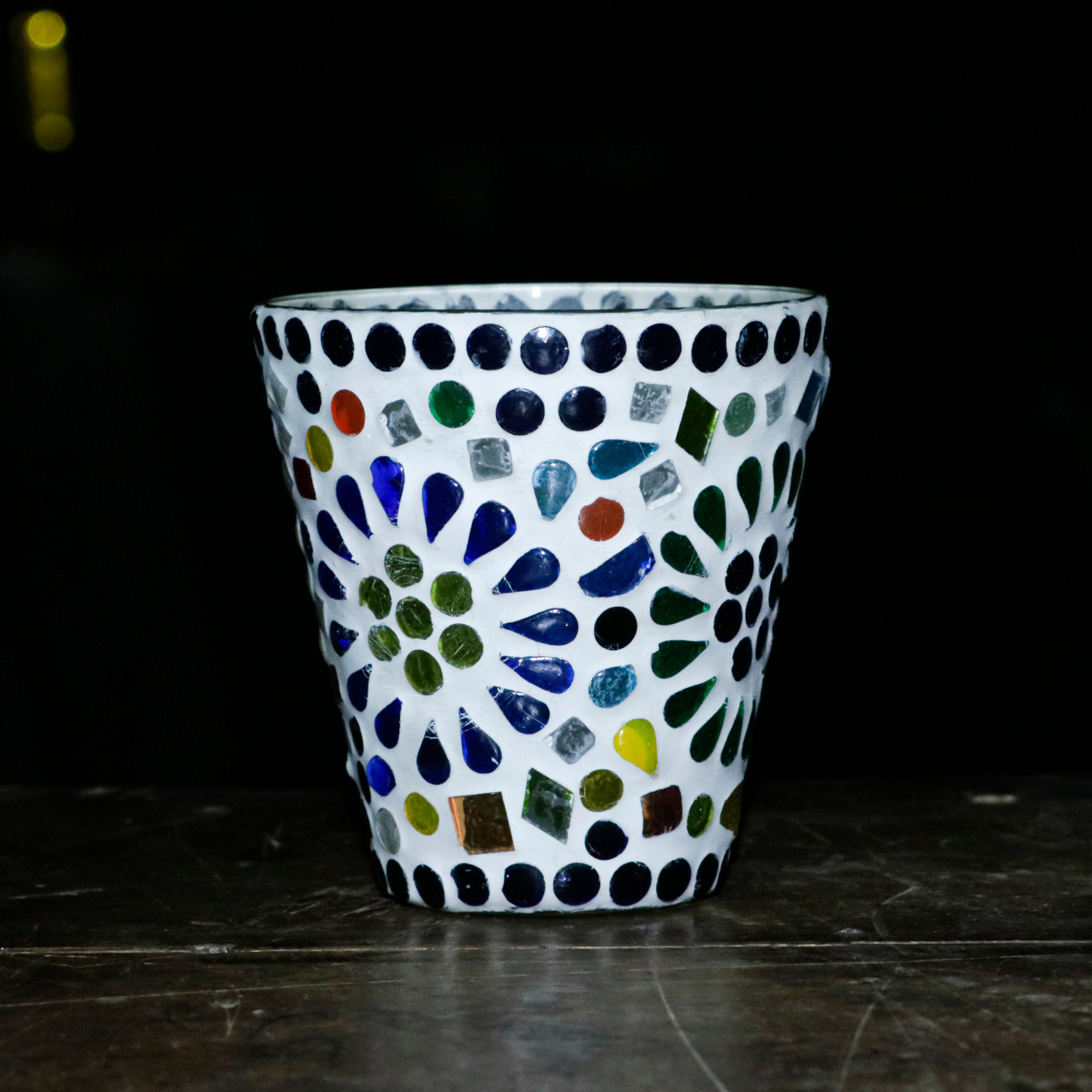 Aesthetic Rich Colourful Dot Designed Ceramic Glass Candle Holde Candle Holder