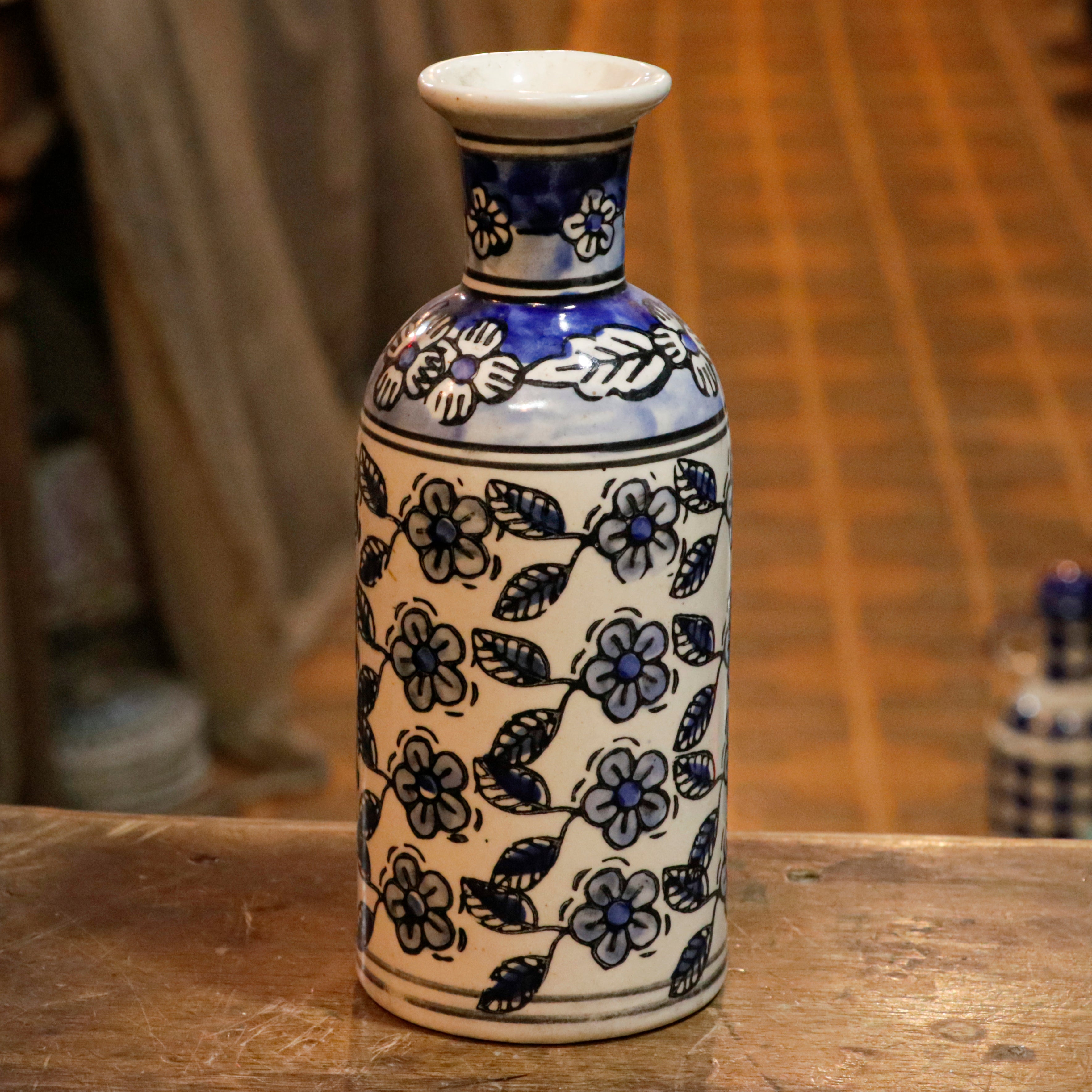Melodious Borboun Flower Hand-Painted Ceramic Flower Pot pot