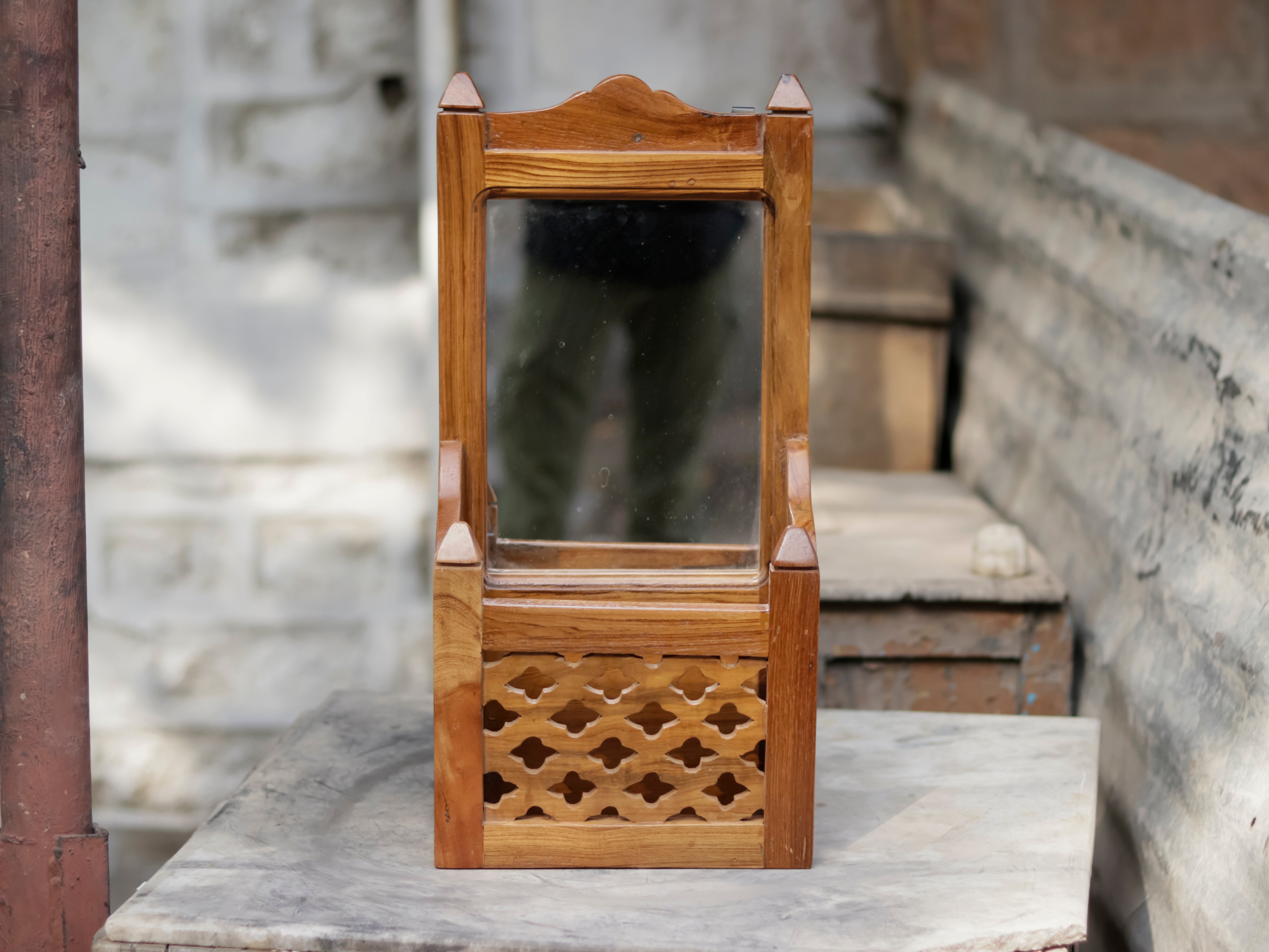 Solid Wood Mirror with Basket Mirror