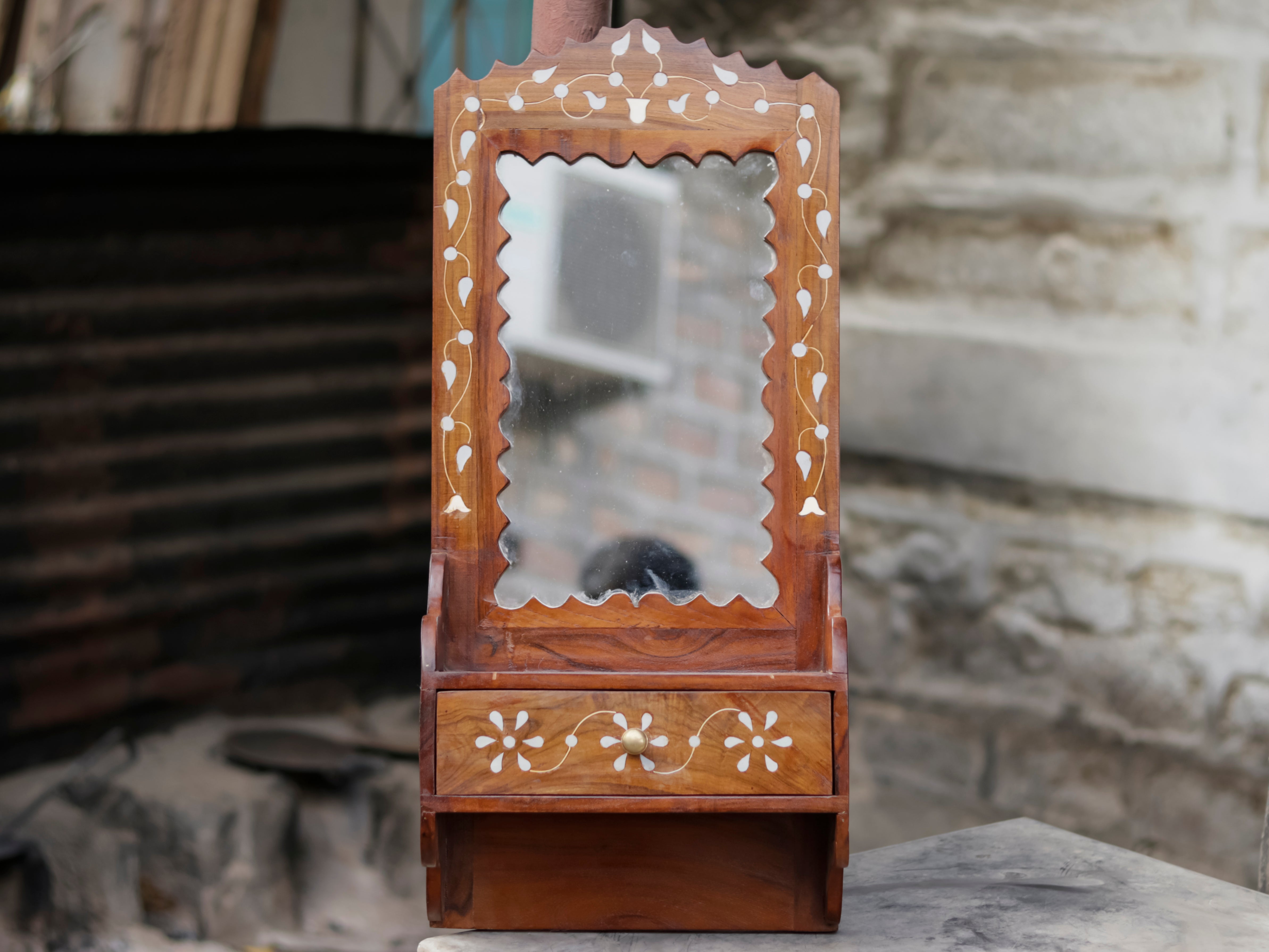 Heritage Classic Inlay Designed Wooden Handmade Wall Mirror