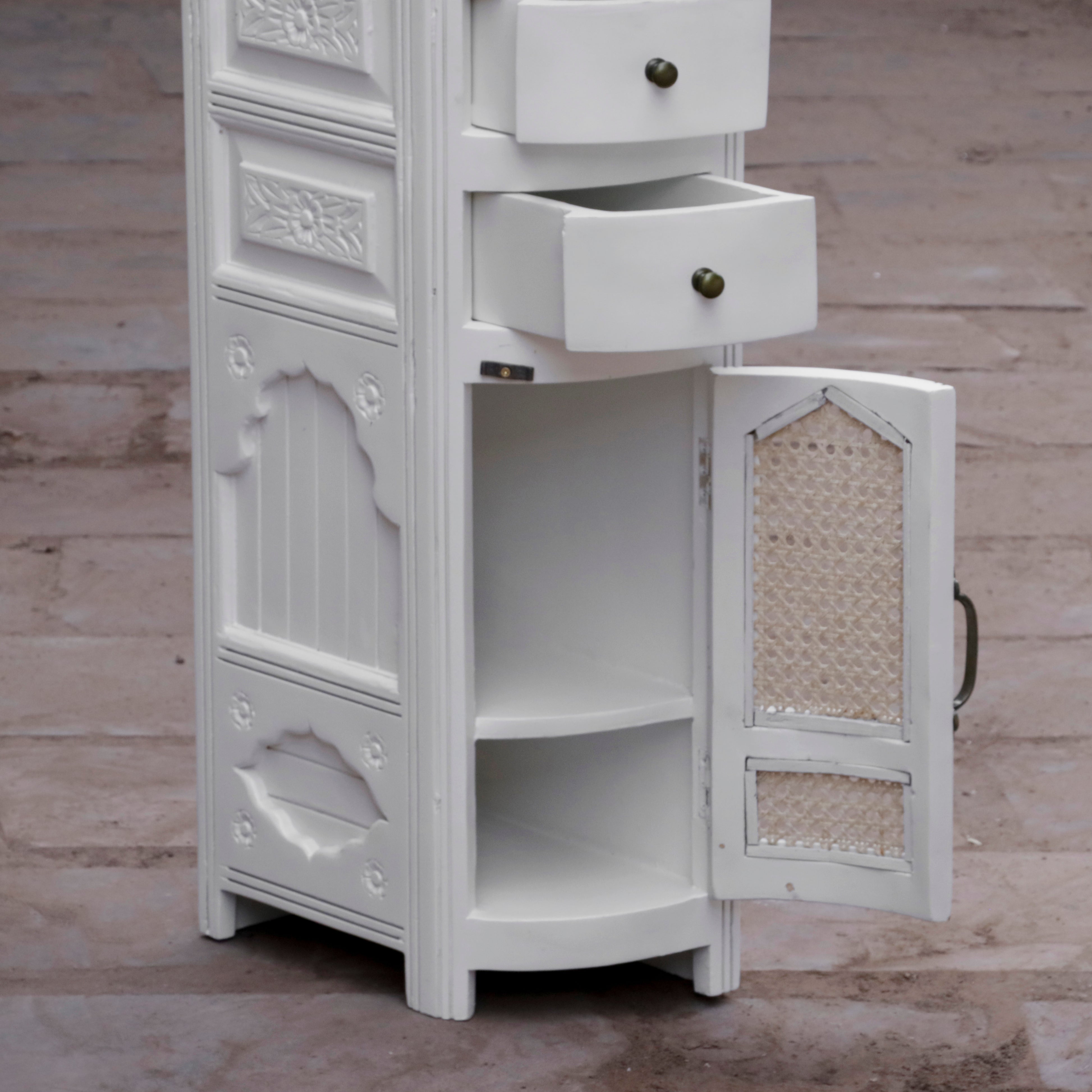 Orianted White Shine Finished Wooden Handmade Cabinet Wall Cabinet