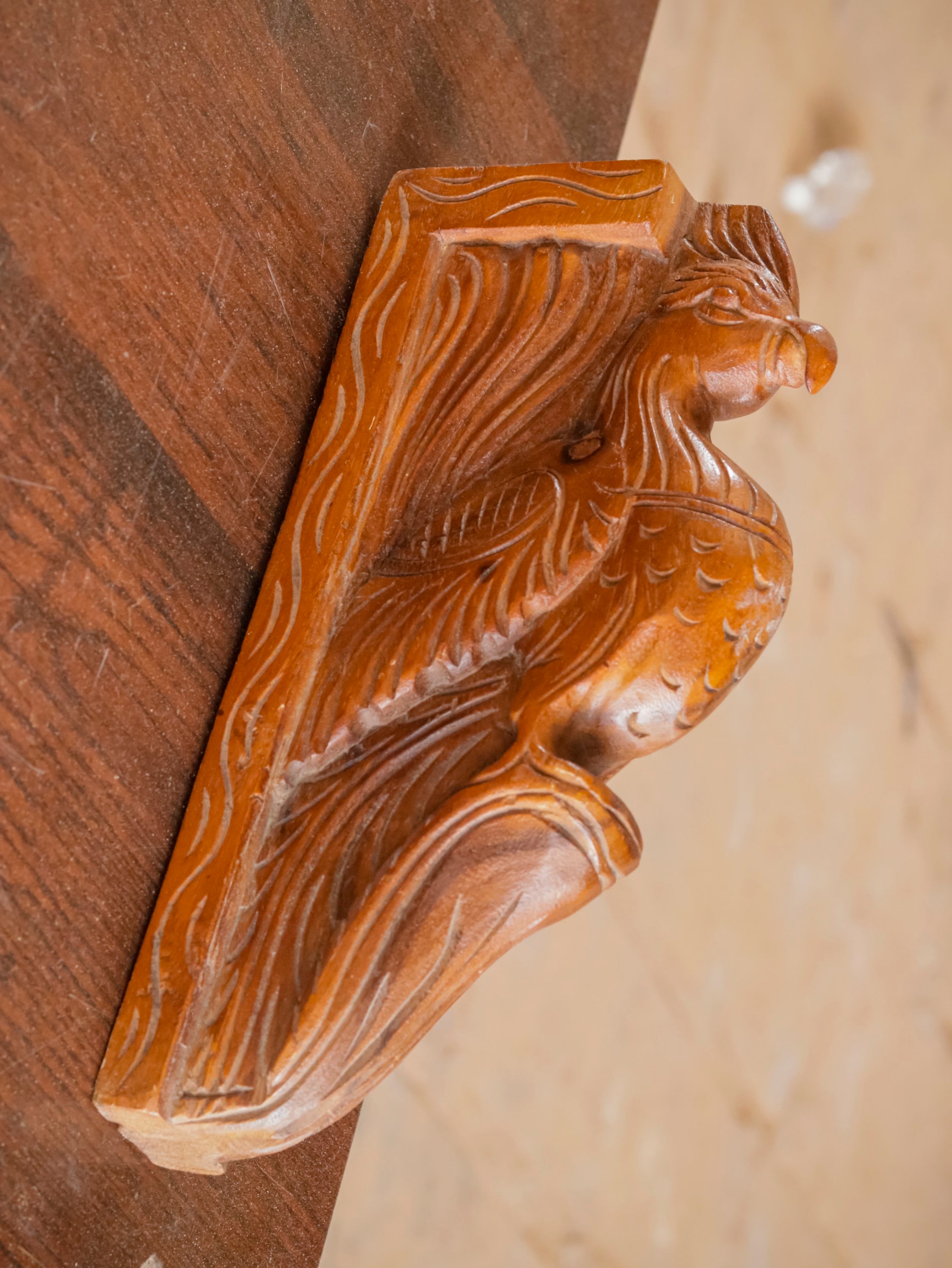 Compact intricate carved Bird Door Bracket Door Bracket