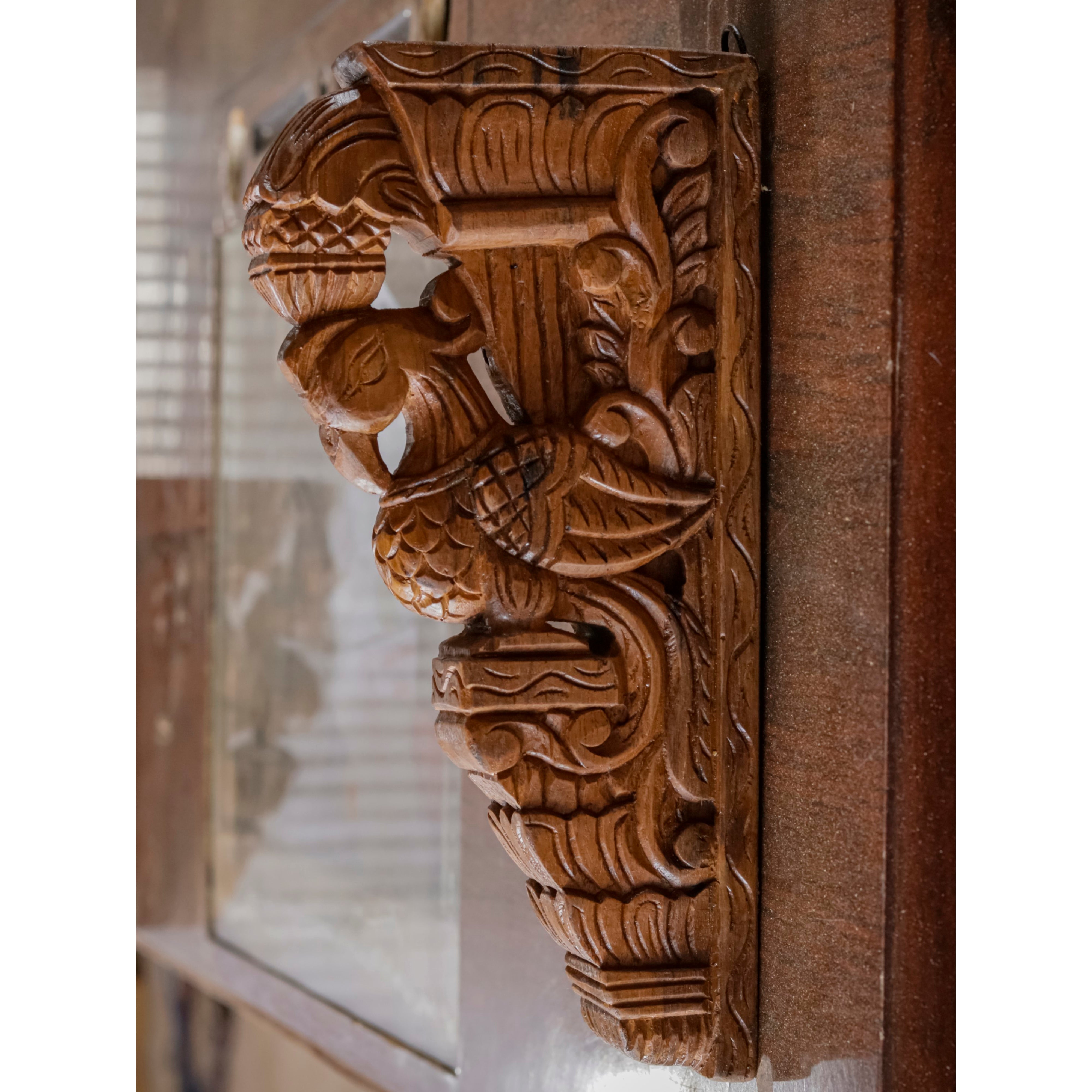 Beautifully Detailed Bird Traditional Teak Wood Door Bracket Door Bracket