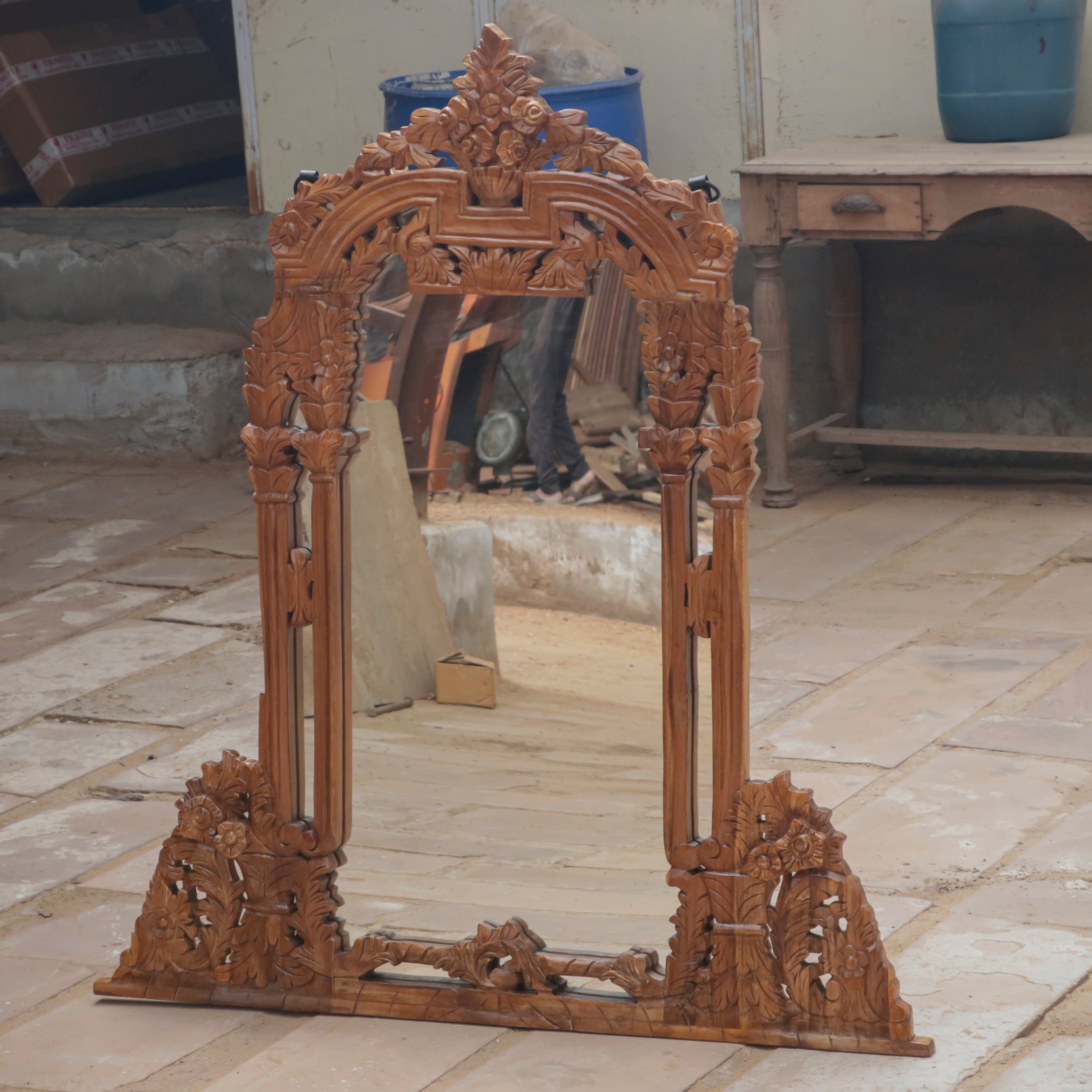 Natural Rich Brown Carved Finished Handmade Wooden Mirror Mirror