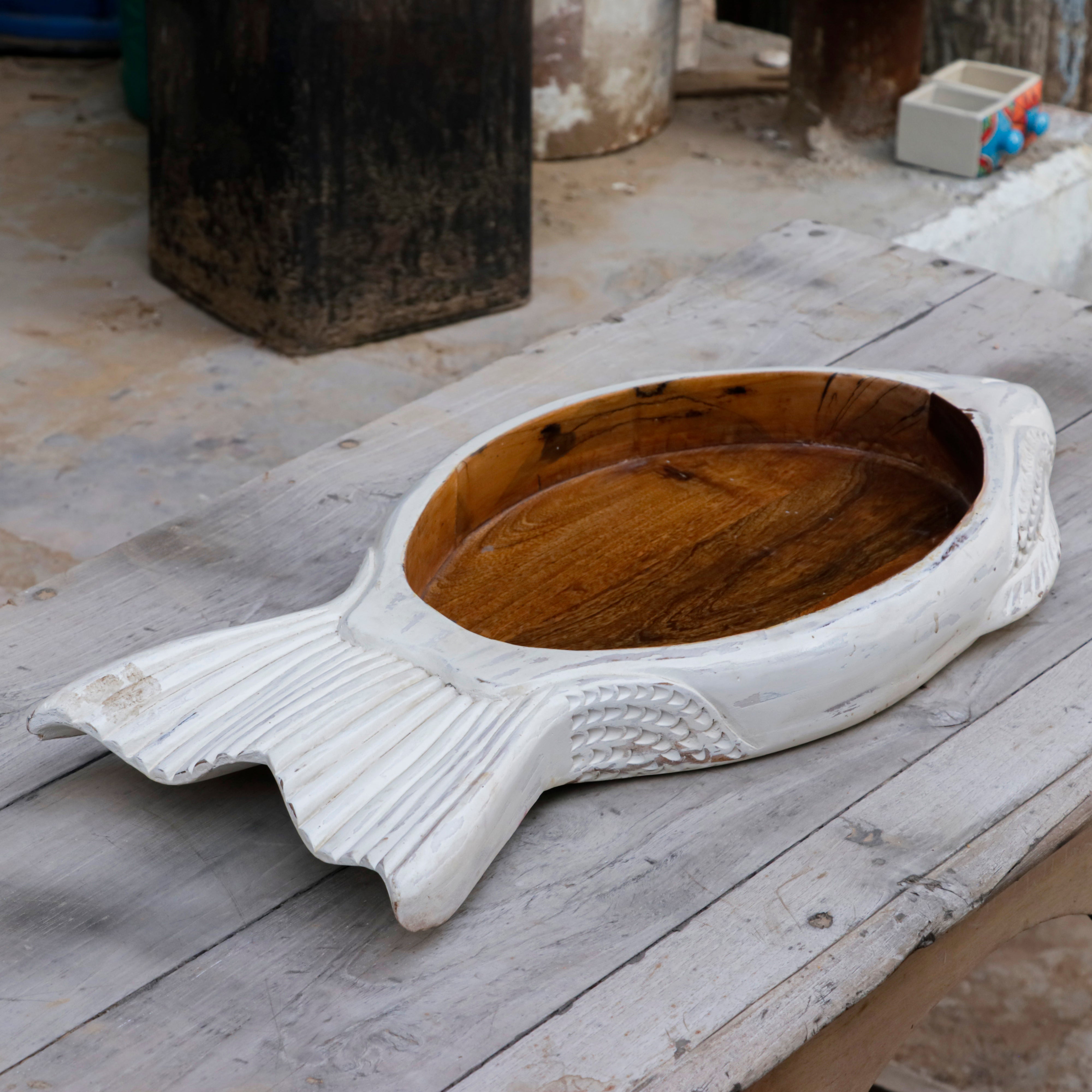 Unique White Distressed Fish Style Wooden Handmade Tray Tray