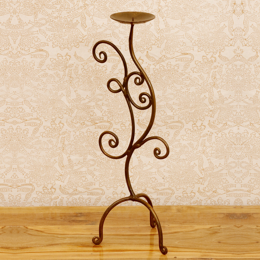 Stylish S-Shape Iron Candle Stand Candle Holder