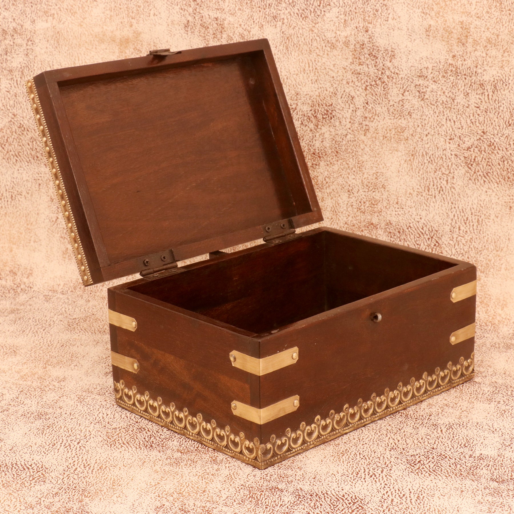 Wooden Classic Boxes Large (13 x 10 x 8 Inch) Wooden Box